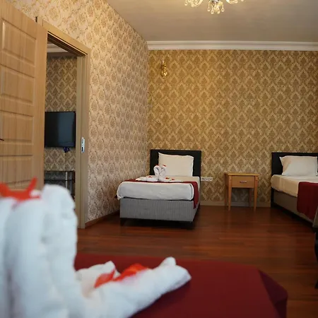 Safir Hotel 4*